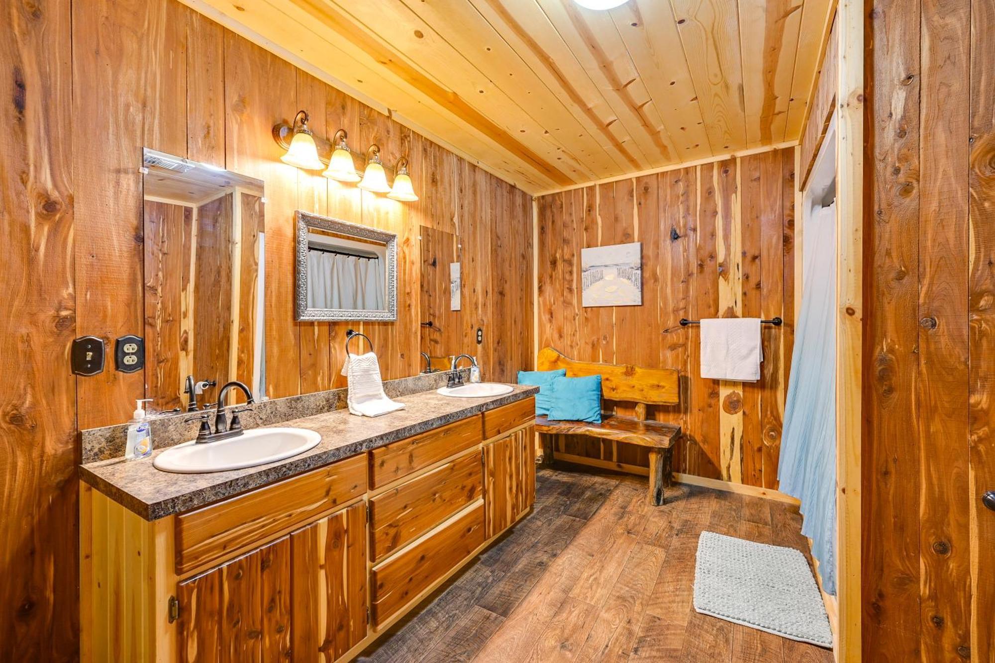 Quiet Abode With Gas Grill About 5 Miles To Broken Bow! 빌라 외부 사진